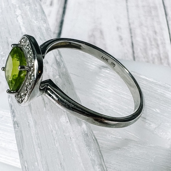 ✗ SOLD ✗ - Picture 2 of 3